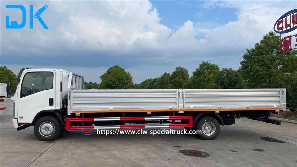 Isuzu 700P 4×4 Special Cargo Trck