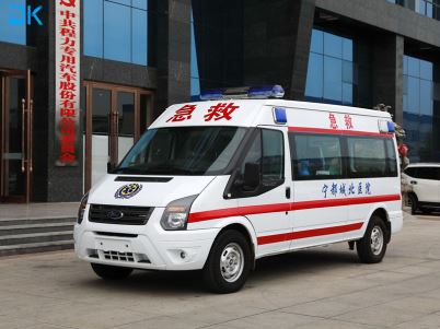 Xe cứu thương khẩn cấp Ford